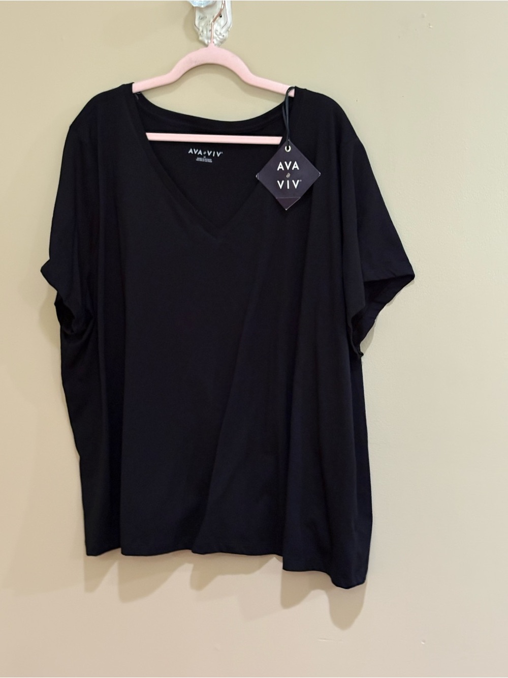 Target Ava & Viv Black V-Neck Short Sleeve Tee